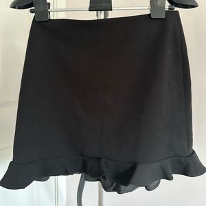French Connection black Ruffle skirt size 8
